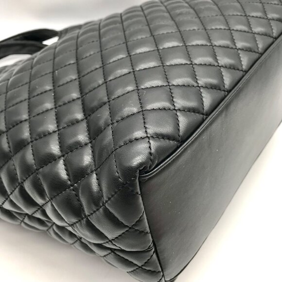 Like Dreams Black Quilted Juliet Medium Crossbody Bag - Picture 6 of 11